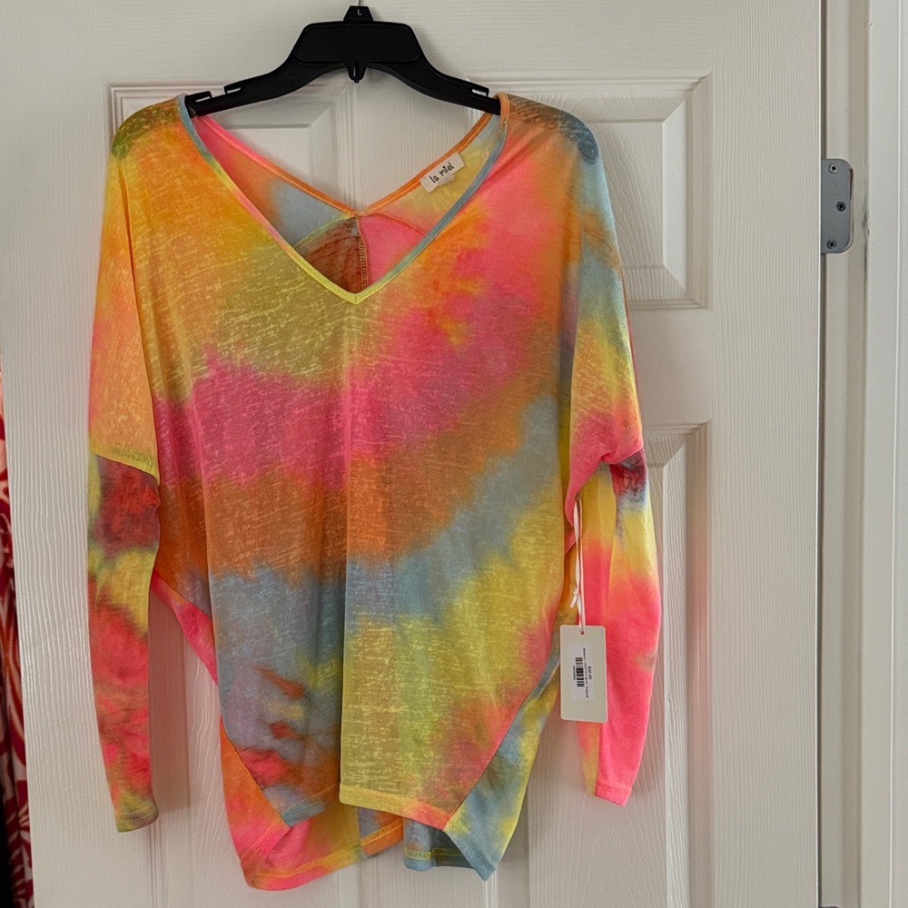 LA MIEL Vibrant Tie-Dye Long Sleeve Top